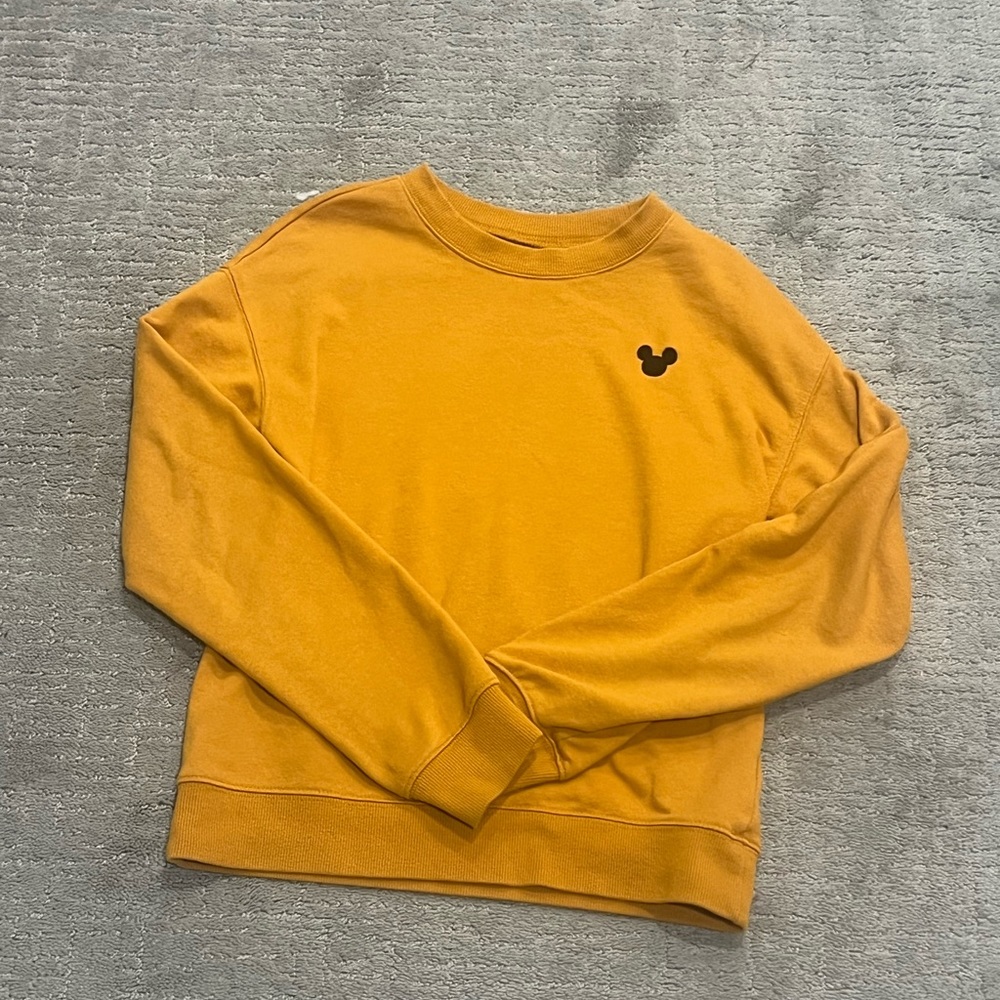 Disney sweater, yellow size xs